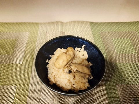 簡単なのに美味しい!牡蠣の炊き込みご飯